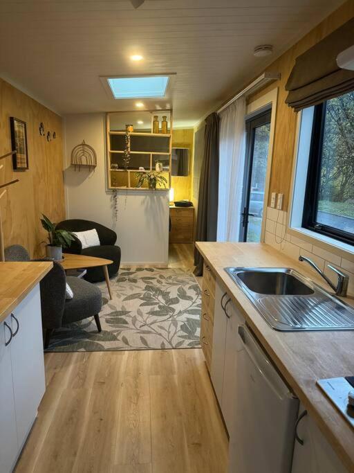 Appartement Alpine Tiny à Queenstown Extérieur photo